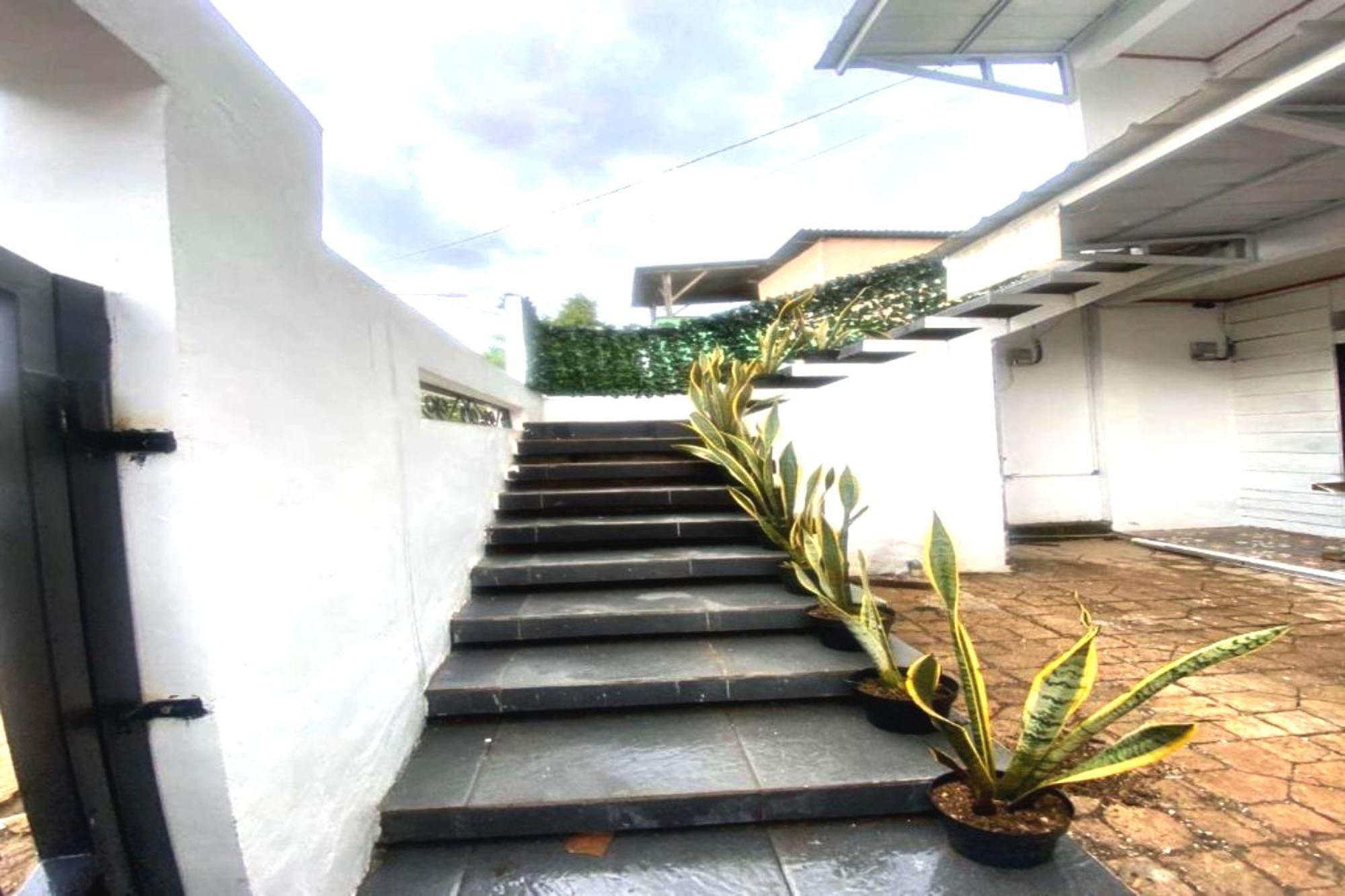 Express O 92147 Nia Residence Depok Extérieur photo